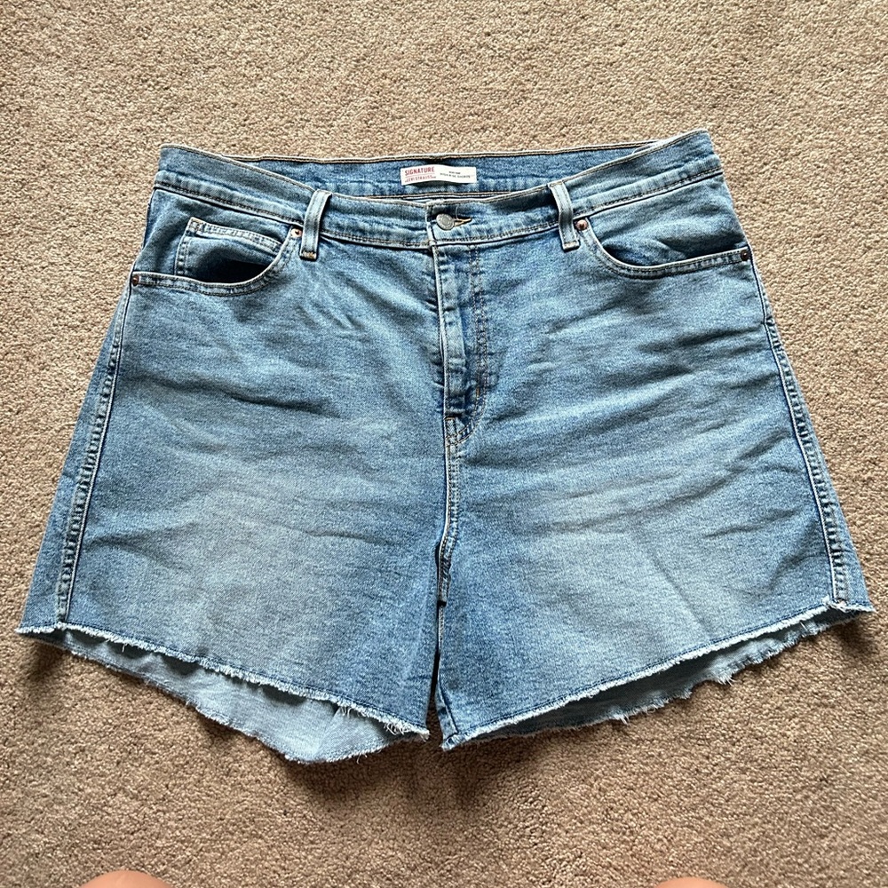 Levi Jean Shorts